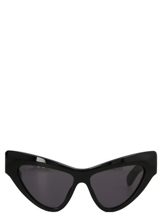 Cat eye sunglasses