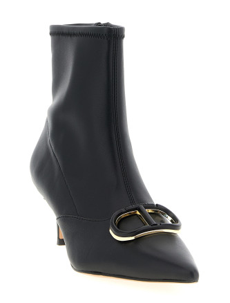 'Oval T' ankle boots #