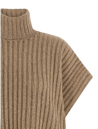 Cashmere vest #
