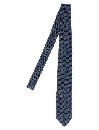 Patterned silk tie