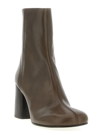 'Anatomic' ankle boots #