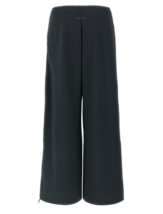 Capsule MM6 Maison Margiela x Salomon joggers #