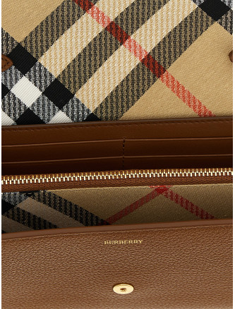 'Cotswolds' wallet on chain #