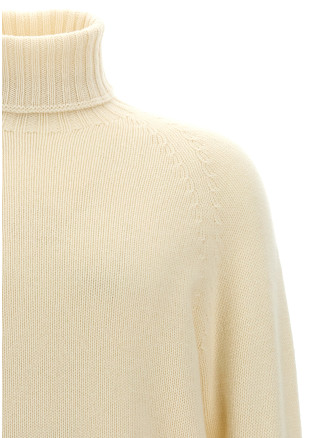High neck sweater #
