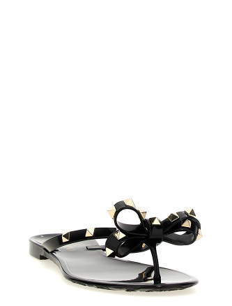 Valentino Garavani 'PM Thong Rockstud' sandals #