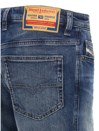 '1993 D-VYL' jeans #