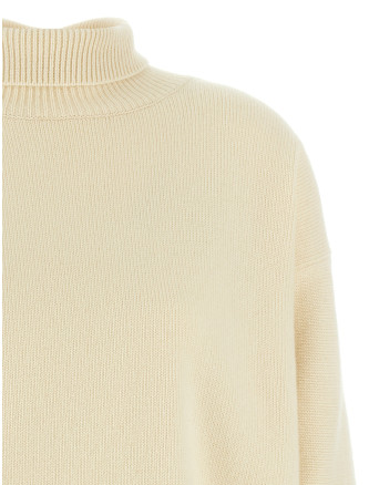 High neck sweater #