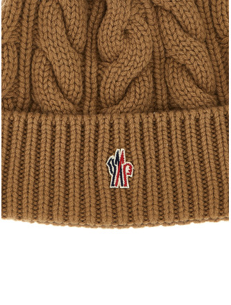 Pompon braided cap #