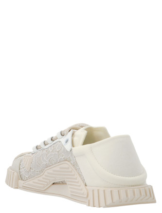 Lace sneakers #