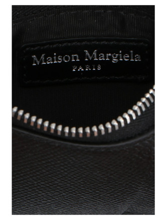 ‘Stitching’ card holder #