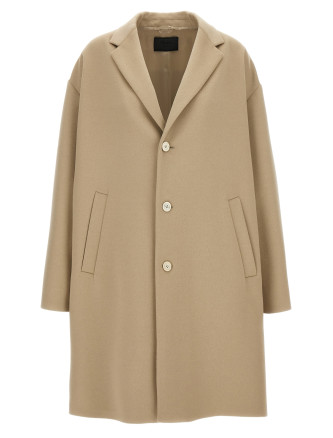 Single-breasted coat