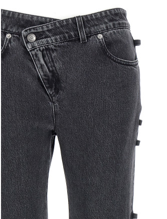 Jeans asymmetric closure #