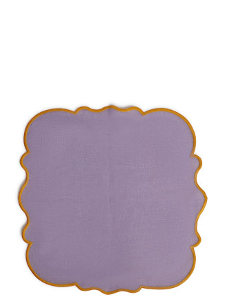 Set of 2 napkins with scalloped edge