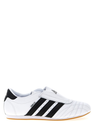 'Taekwondo' sneakers