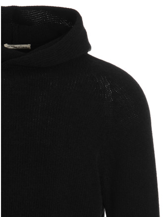 Hooded sweater #