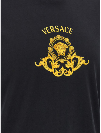 'Hall of Heroes Crest' T-shirt #