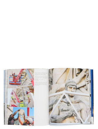 L'Arc de Triomphe, Wrapped Paris,1961-2021 book #
