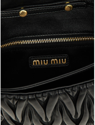 Logo matelassé clutch #