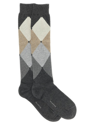 Diamond-shaped socks
