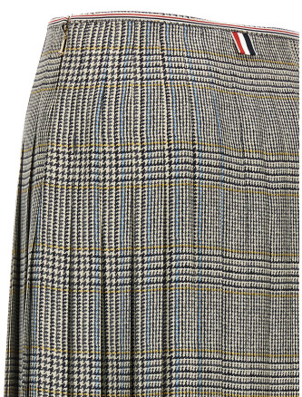 Pleated skirt #