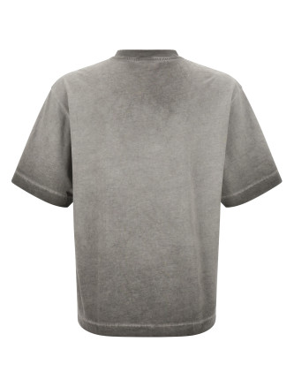 'Laundry Skate' T-shirt #