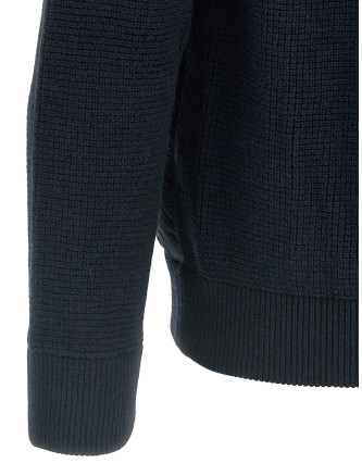 Bi-material down jacket #