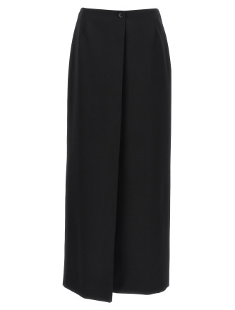Long skirt back slit