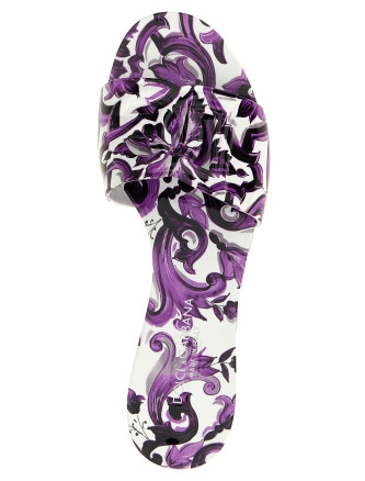 'Beachwear' slides #