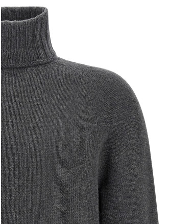 High neck sweater #