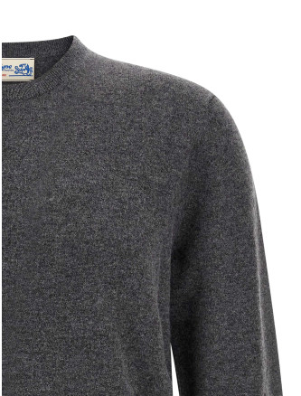 Crewneck sweater #