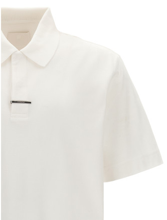 Metal clip polo shirt #