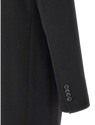 Single-breasted coat #