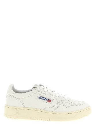 'Medalist Low' sneaker