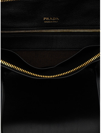 Medium leather shopping bag #