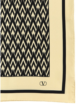 Valentino Garavani 'Toute La V' scarf #