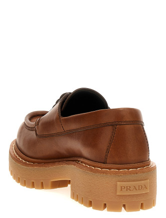 Vintage lace-up shoes #