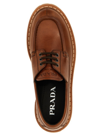 Vintage lace-up shoes #