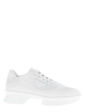 Mesh sneakers