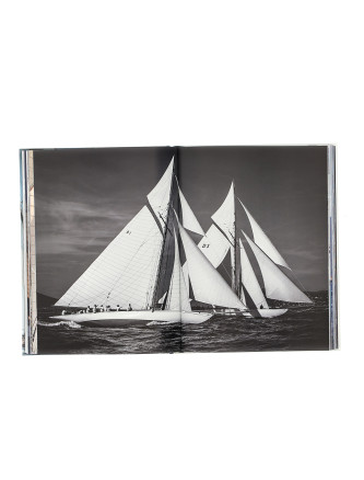 'Saint Tropez Yachting' book #