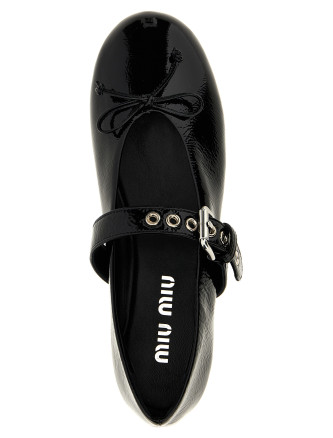 Buckle and bow ballet flats #