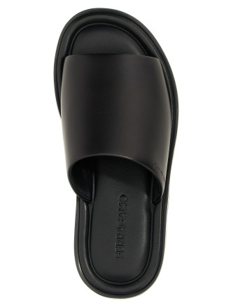 'Giunone’ sandals #