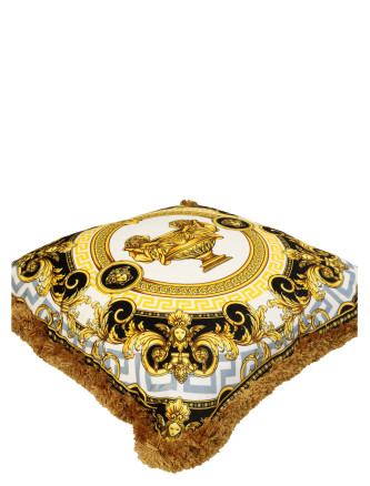 'La Coupe des Dieux' cushion #