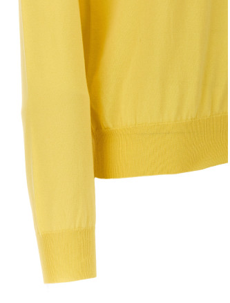 Round-neck sweater #