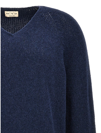 V-neck sweater #