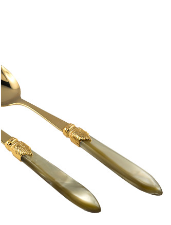 Set to serve 'Laura' #