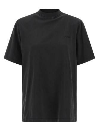 Padded shoulder t-shirt