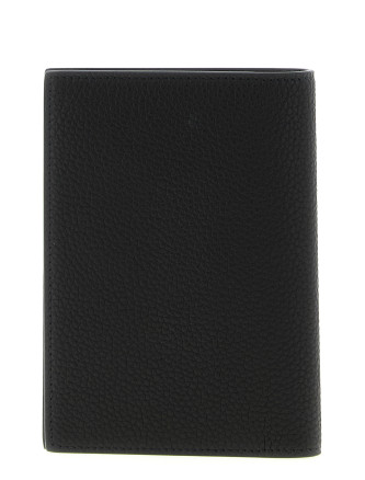 Hammered passport holder #