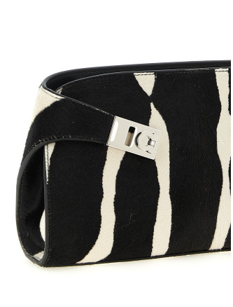 Клатч FERRAGAMO 'Hug CB E/W' (789618KASBABIANCONERO) #