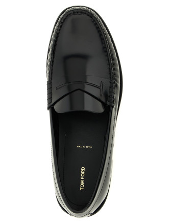 Shiny leather loafers #