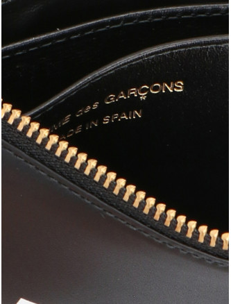 'Huge logo’ wallet #